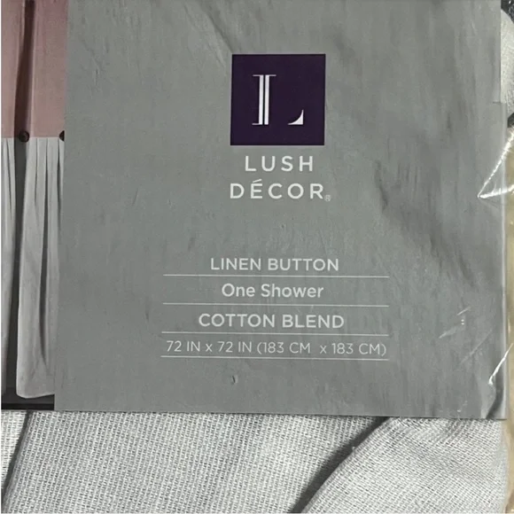 🔴 Lush Decor Two-Tone Blush and Cream Shower Curtain! 🔥 - Picture 3 of 4